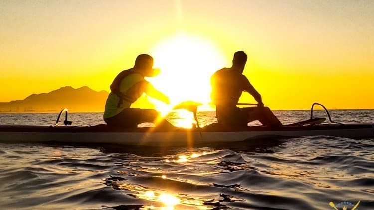 Passeio Turístico de Canoa Havaiana Nascer do Sol Praias Paradisíacas