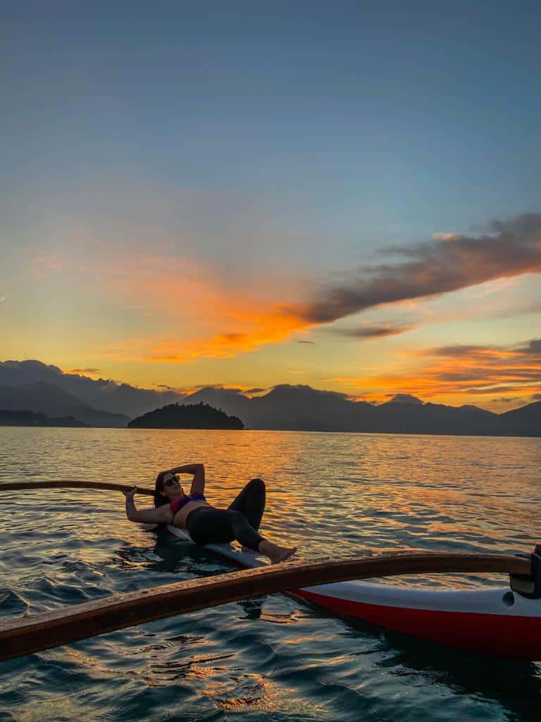 Visite as Ilhas de Angra dos Reis sem ser de lancha
