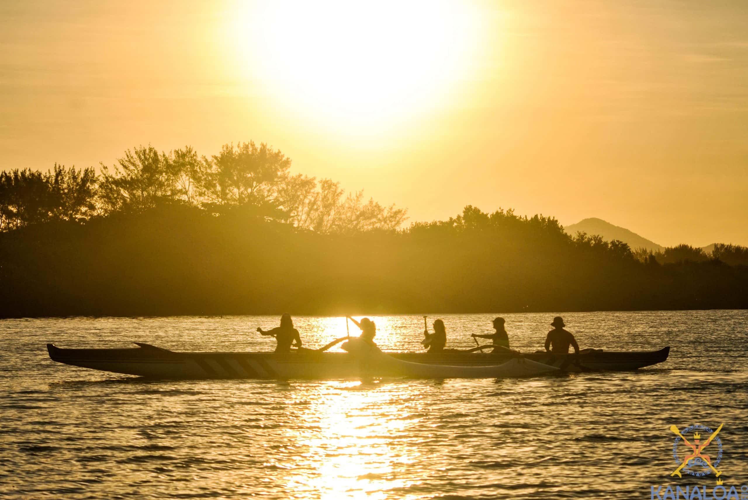 aula de canoa havaiana